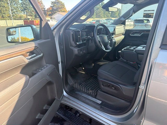 2025 Chevrolet Silverado 1500 LT (2FL)