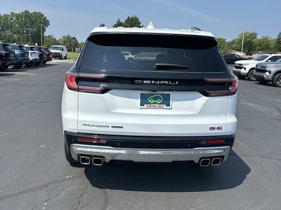 2024 GMC Acadia Denali