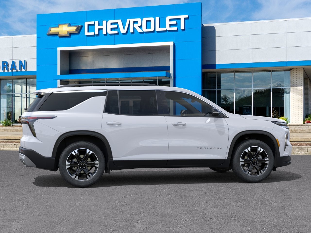 2027 Chevrolet Traverse LT