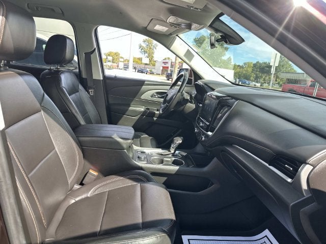 2021 Chevrolet Traverse LT Leather
