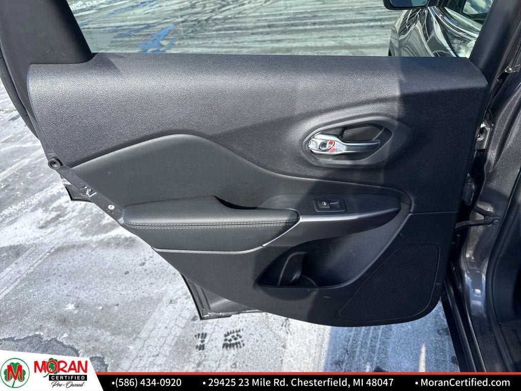 2022 Jeep Cherokee Latitude Lux 4x4