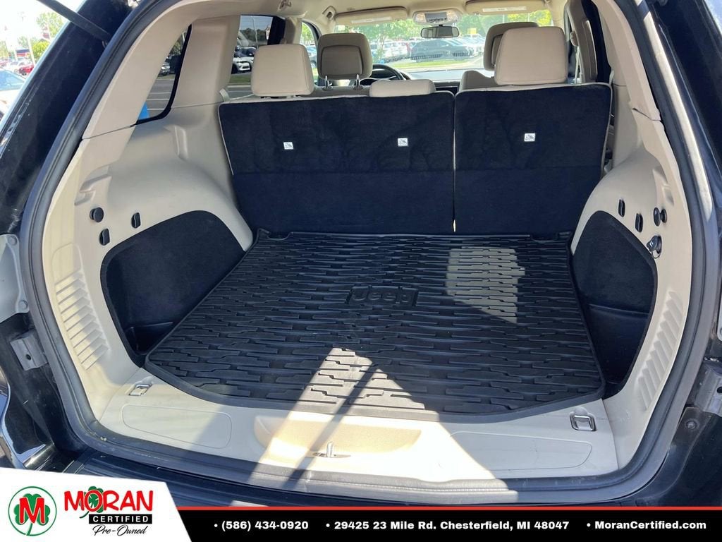 2019 Jeep Grand Cherokee Laredo E 4x4