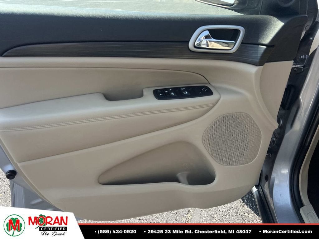 2020 Jeep Grand Cherokee Laredo E