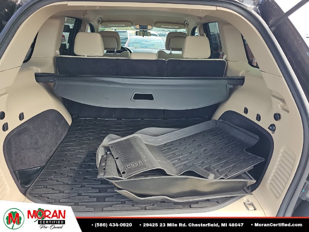 2020 Jeep Grand Cherokee Laredo E