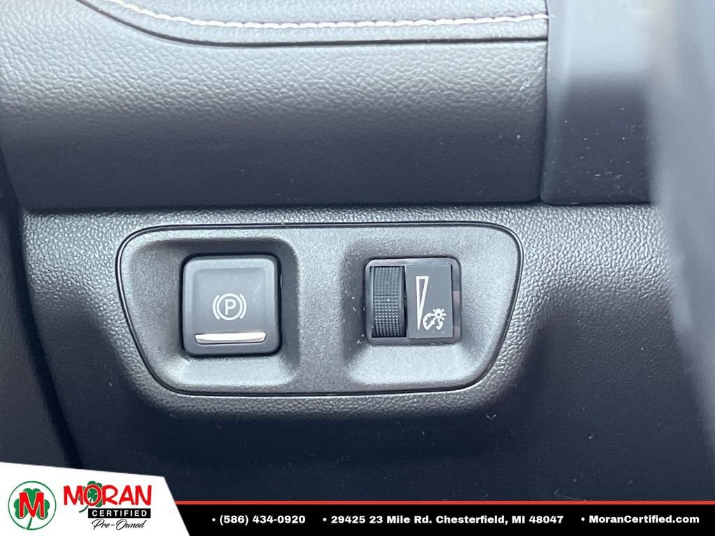 2023 Jeep Grand Cherokee Laredo 4x4