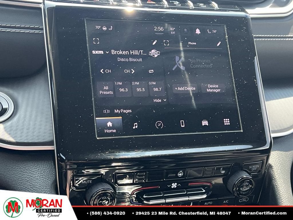 2023 Jeep Grand Cherokee Laredo 4x4