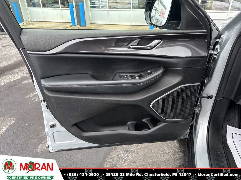 2022 Jeep Grand Cherokee L Altitude 4x4