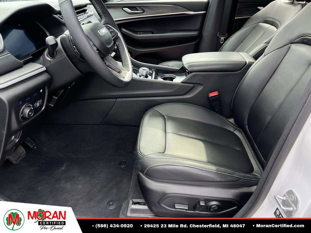 2025 Jeep Grand Cherokee 4xe Base