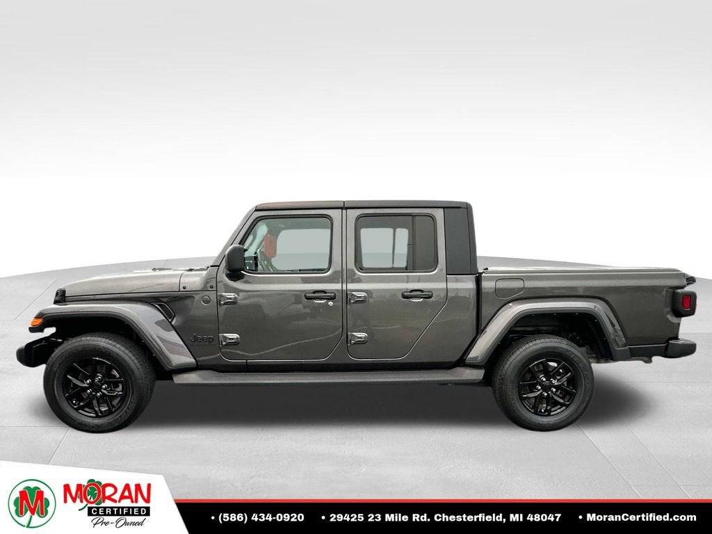 2022 Jeep Gladiator Sport