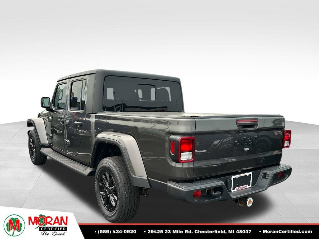 2022 Jeep Gladiator Sport