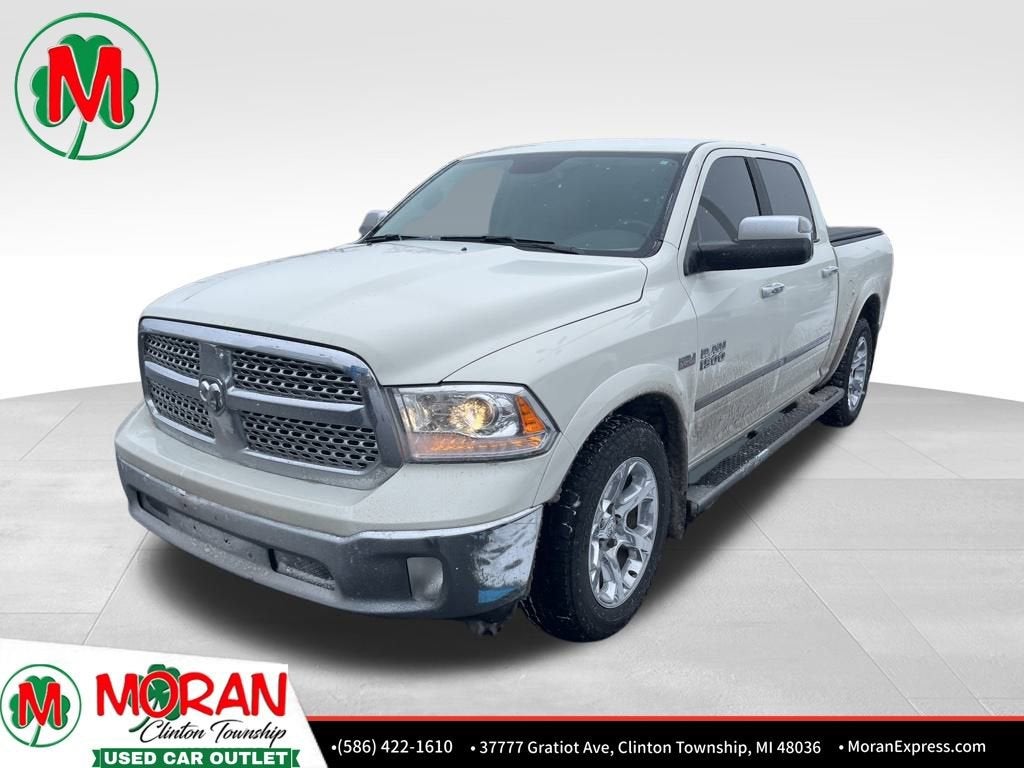 2017 RAM 1500 Laramie Crew Cab 4x4 5'7" Box