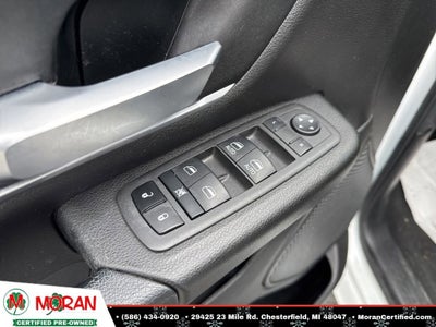 2022 RAM 1500 Big Horn Crew Cab 4x4 5'7" Box