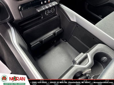 2022 RAM 1500 Big Horn Crew Cab 4x4 5'7" Box