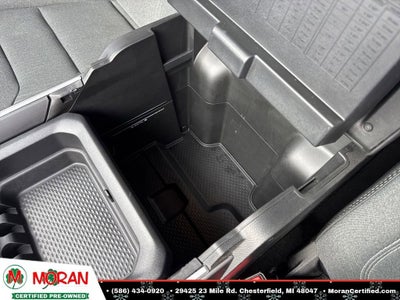 2022 RAM 1500 Big Horn Crew Cab 4x4 5'7" Box