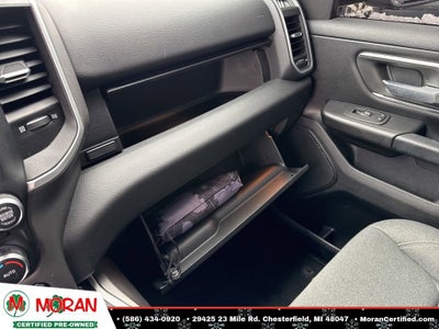 2022 RAM 1500 Big Horn Crew Cab 4x4 5'7" Box