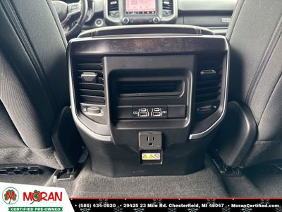 2022 RAM 1500 Big Horn Crew Cab 4x4 5'7" Box