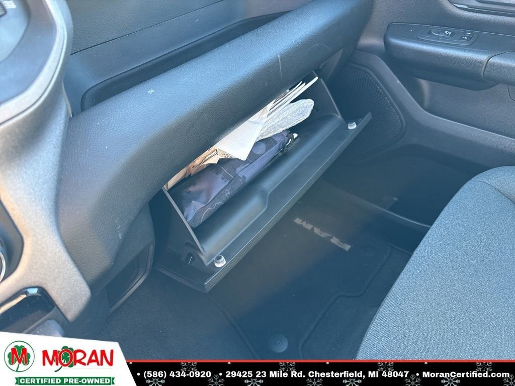 2024 RAM 1500 Tradesman Crew Cab 4x4 5'7" Box