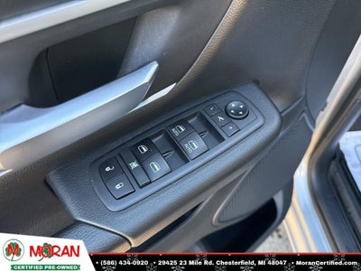 2020 RAM 1500 Big Horn Crew Cab 4x4 5'7" Box