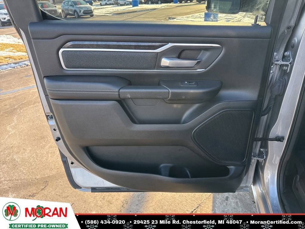 2020 RAM 1500 Big Horn Crew Cab 4x4 5'7" Box