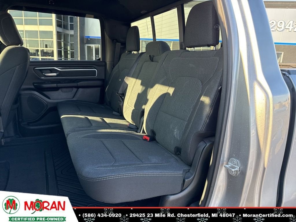 2020 RAM 1500 Big Horn Crew Cab 4x4 5'7" Box