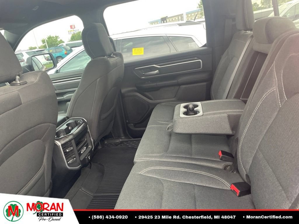 2020 RAM 1500 Big Horn Crew Cab 4x4 5'7" Box