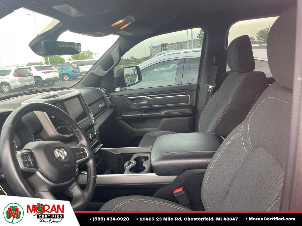 2020 RAM 1500 Big Horn Crew Cab 4x4 5'7" Box