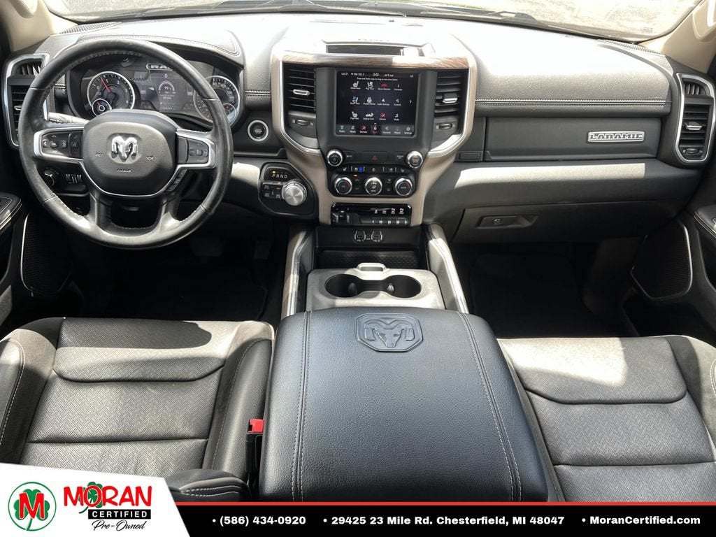 2020 RAM 1500 Laramie Crew Cab 4x4 5'7" Box