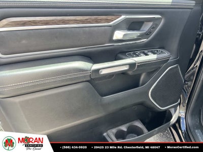 2020 RAM 1500 Laramie Crew Cab 4x4 5'7" Box