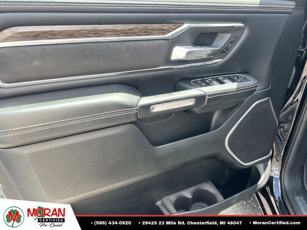 2020 RAM 1500 Laramie Crew Cab 4x4 5'7" Box