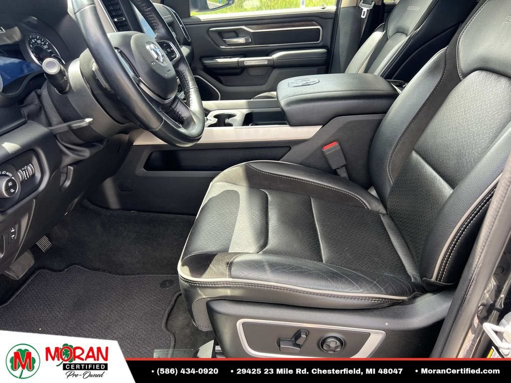2020 RAM 1500 Laramie Crew Cab 4x4 5'7" Box