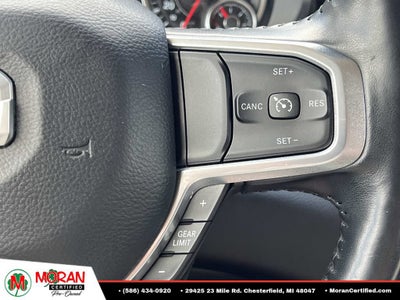 2020 RAM 1500 Laramie Crew Cab 4x4 5'7" Box