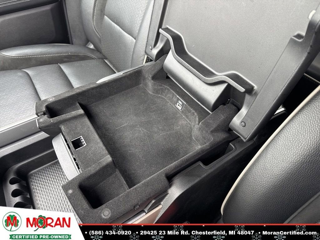 2022 RAM 1500 Laramie Crew Cab 4x4 5'7" Box