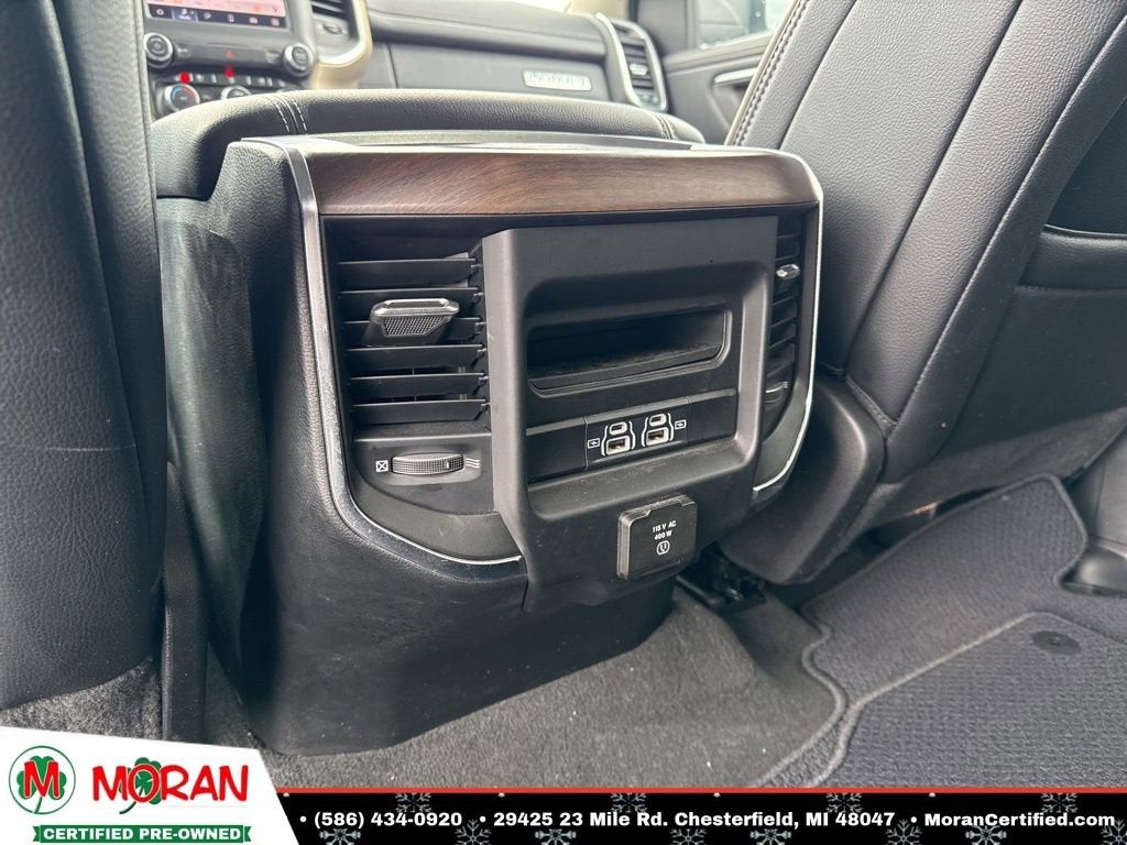 2022 RAM 1500 Laramie Crew Cab 4x4 5'7" Box