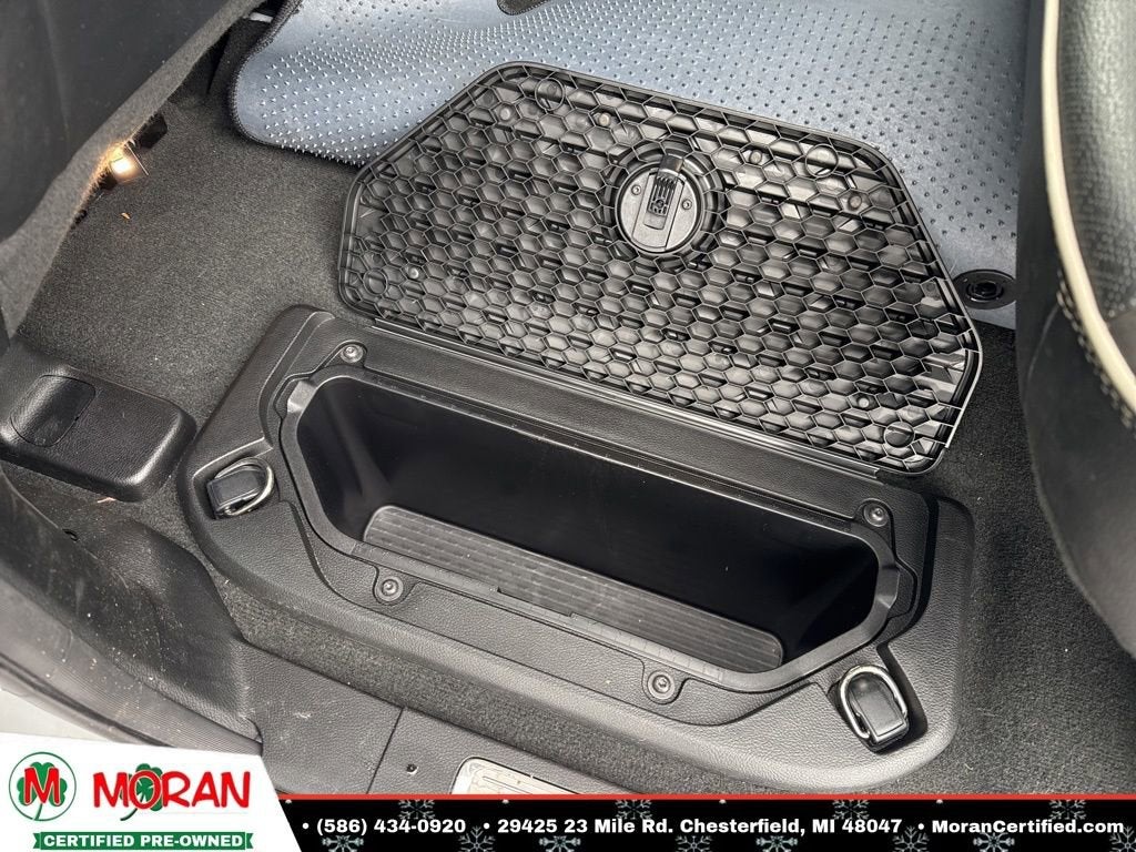 2022 RAM 1500 Laramie Crew Cab 4x4 5'7" Box