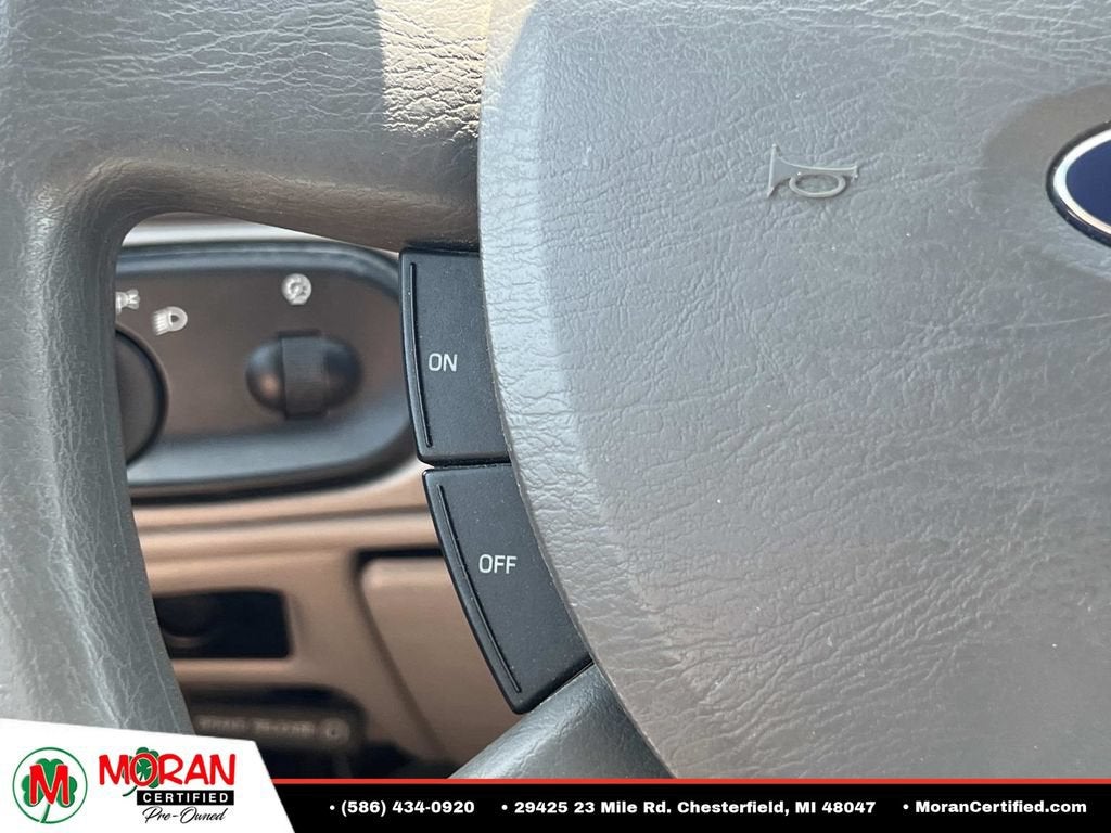 2005 Ford Taurus SE