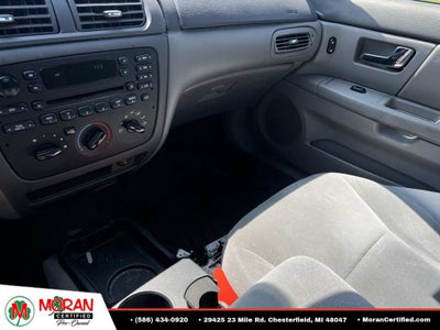 2005 Ford Taurus SE