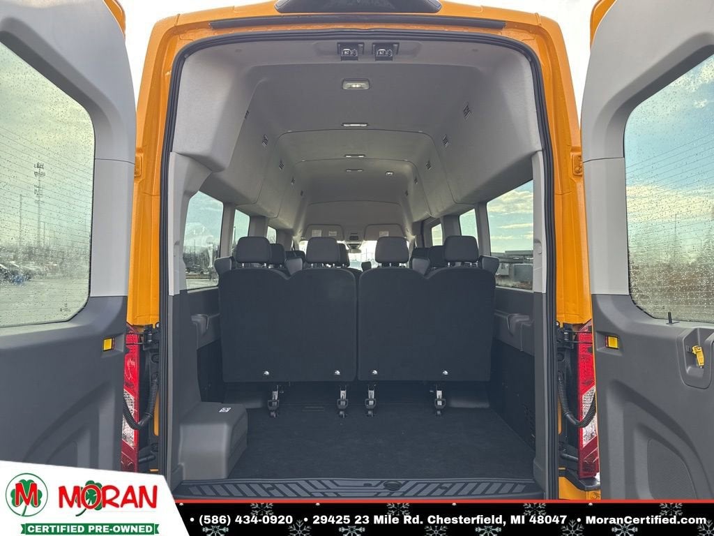 2026 Ford Transit Passenger Wagon XL
