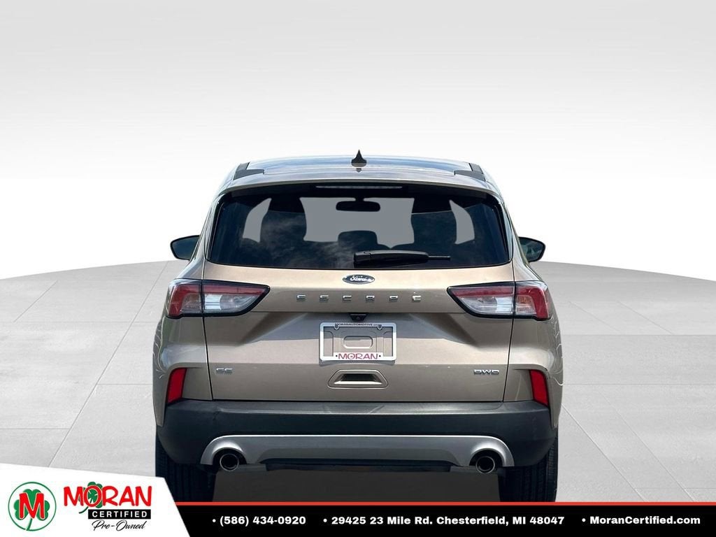 2020 Ford Escape SE