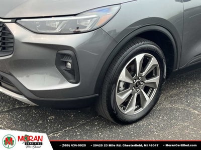 2025 Ford Escape Platinum