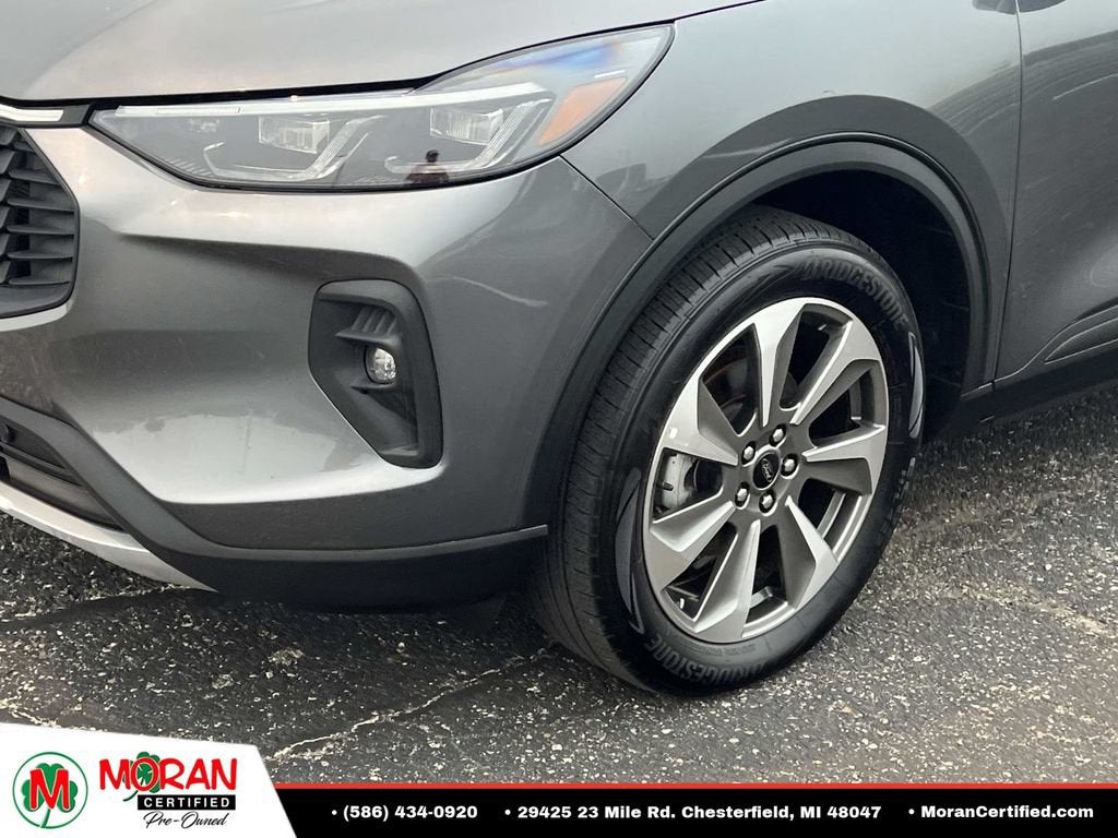 2025 Ford Escape Platinum