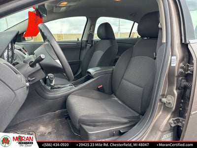 2011 Chevrolet Malibu LT w/1LT