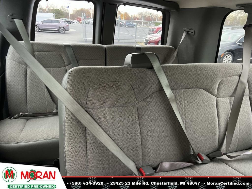 2017 Chevrolet Express Passenger 3500 LT