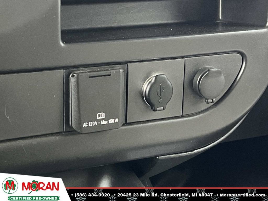 2017 Chevrolet Express Passenger 3500 LT