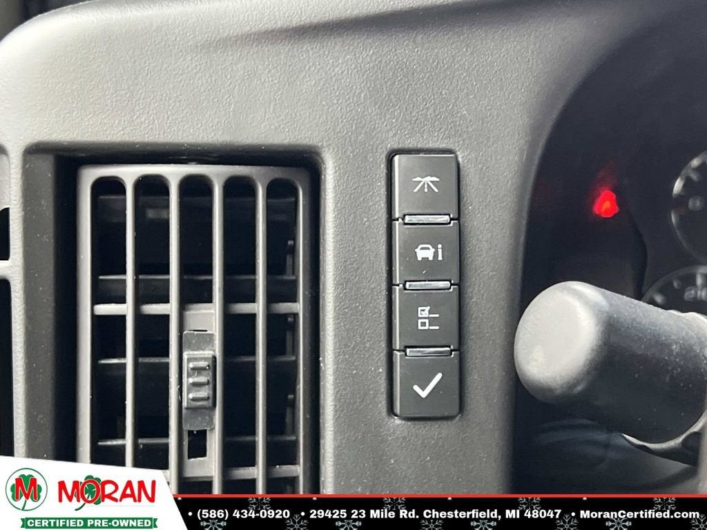 2017 Chevrolet Express Passenger 3500 LT