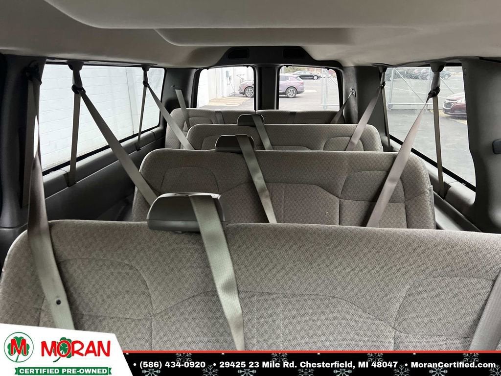 2017 Chevrolet Express Passenger 3500 LT