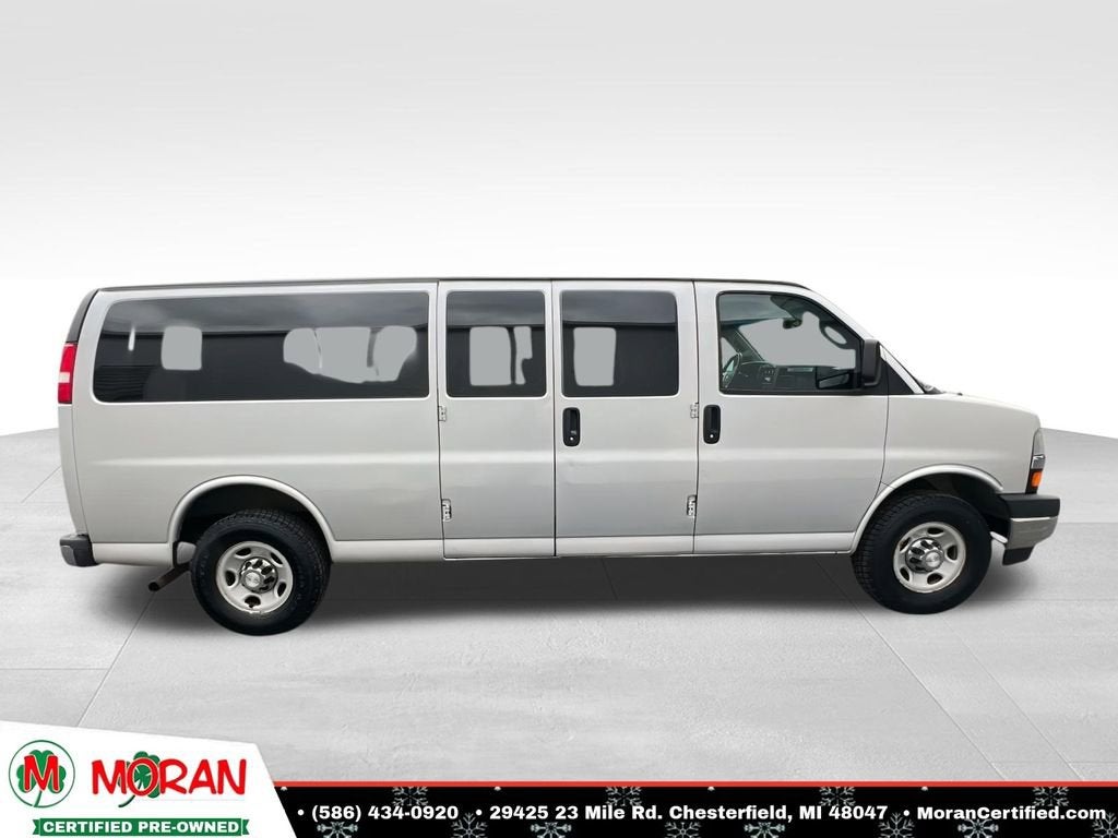2017 Chevrolet Express Passenger 3500 LT
