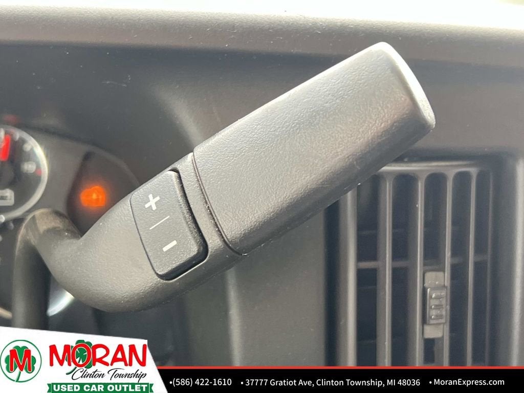 2017 Chevrolet Express Passenger 3500 LT