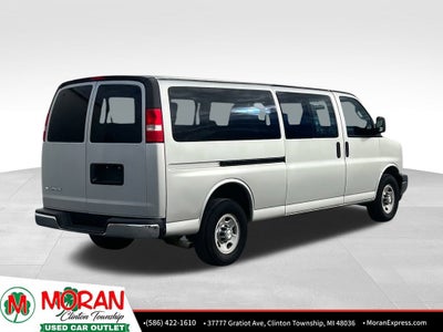 2017 Chevrolet Express Passenger 3500 LT
