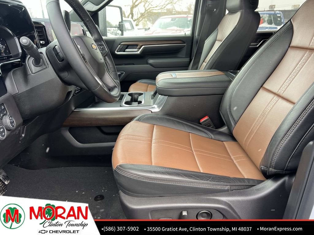 2025 Chevrolet Silverado 3500 HD High Country DRW