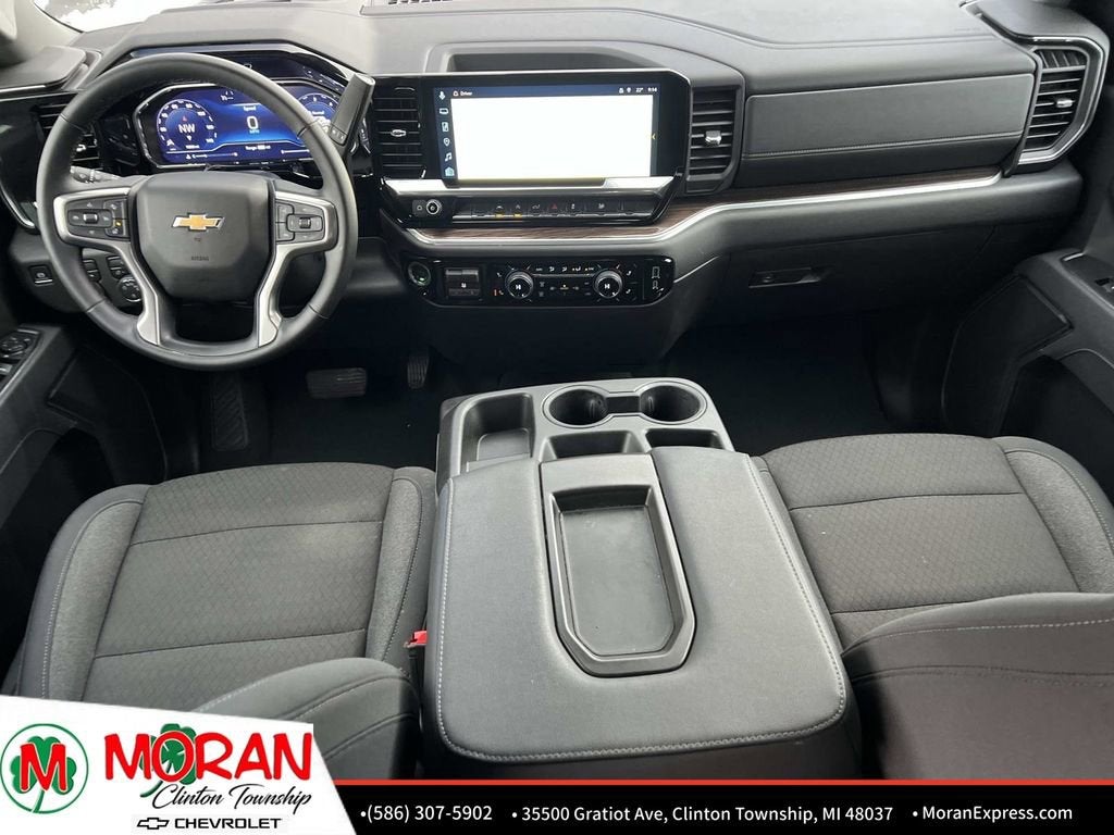 2025 Chevrolet Silverado 1500 LT (2FL)